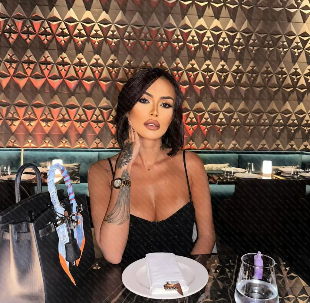 Роза Марусино 22 - Анкета #7826 - Фото 7